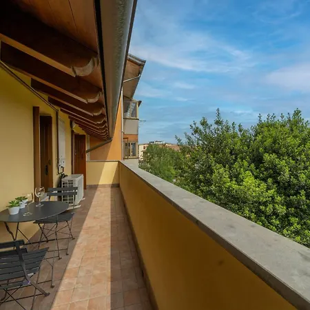 Apartmán Guesthost - Lovely X6 With Balcony *