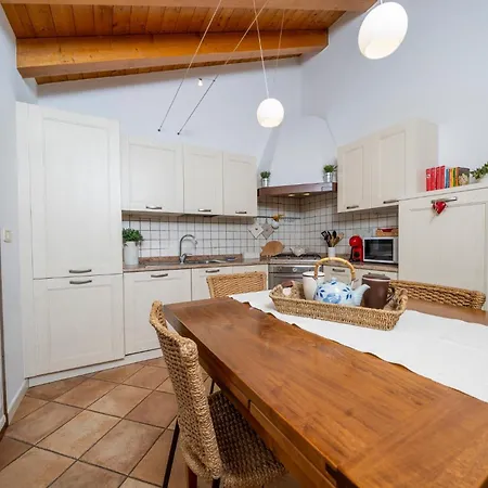 Apartmán Guesthost - Lovely X6 With Balcony *